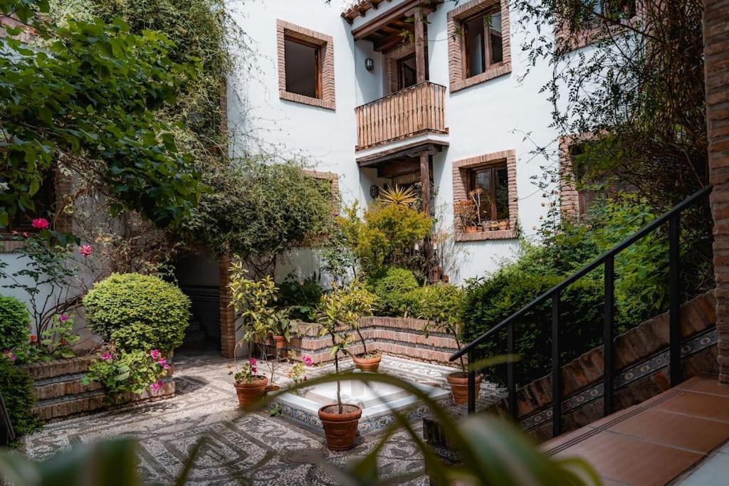 Qh Caldeleria Vieja Appartement Granada Buitenkant foto