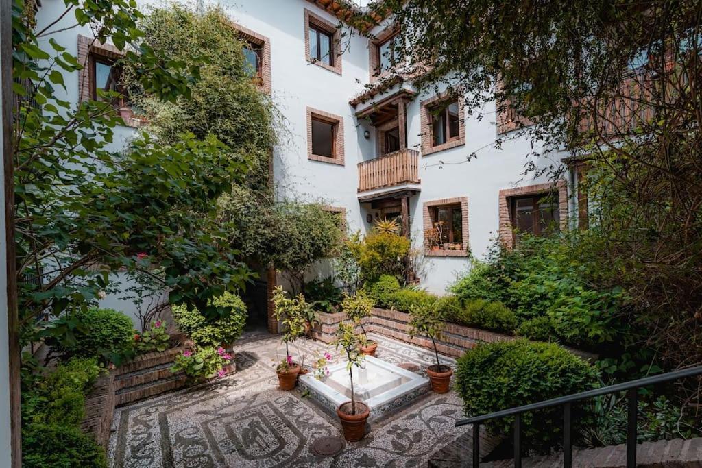 Qh Caldeleria Vieja Appartement Granada Buitenkant foto